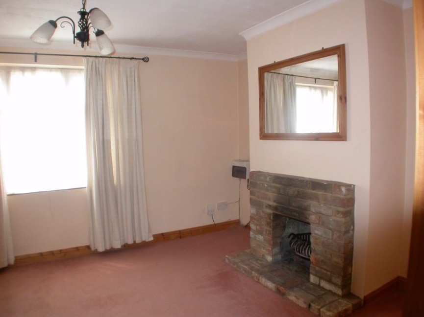 2 bedroom House for Letting Hitchin Road, Shefford, Bedfordshire