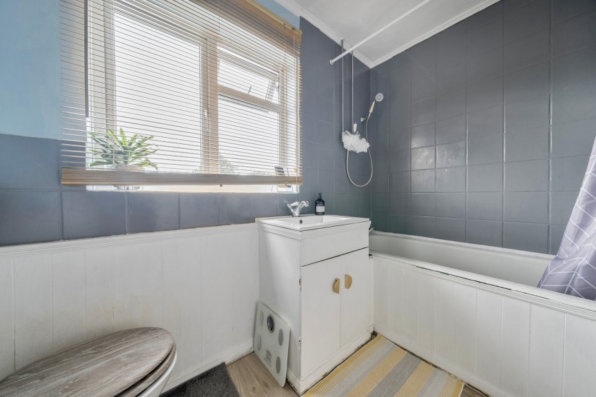 2 bedroom House for Sale Ivel Road, Shefford, Bedfordshire