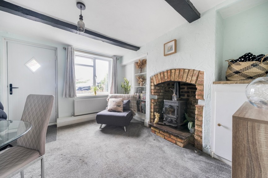 2 bedroom House for Sale Ivel Road, Shefford, Bedfordshire