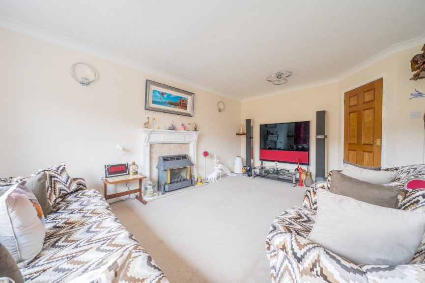 5 bedroom House for Sale Meppershall, Shefford, Bedfordshire
