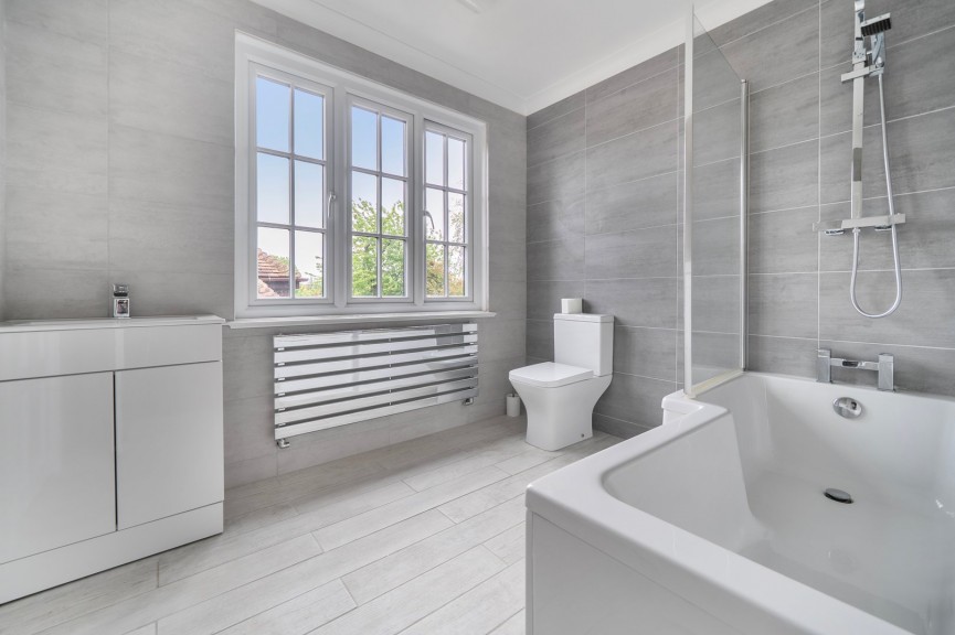 6 bedroom House for Sale Church Road, Westoning, Bedfordshire