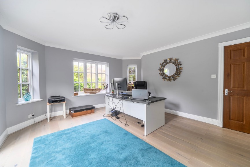 6 bedroom House for Sale Church Road, Westoning, Bedfordshire