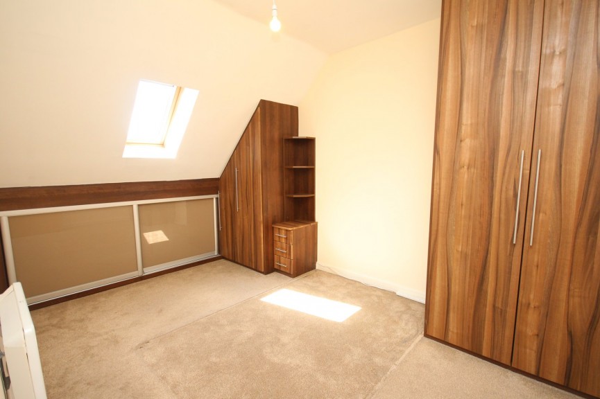 2 bedroom Flat for Sale Birds Hill, Letchworth Garden City, Hertfordshire