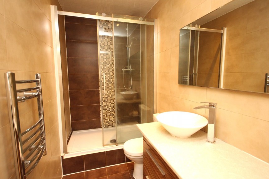 2 bedroom Flat for Sale Birds Hill, Letchworth Garden City, Hertfordshire