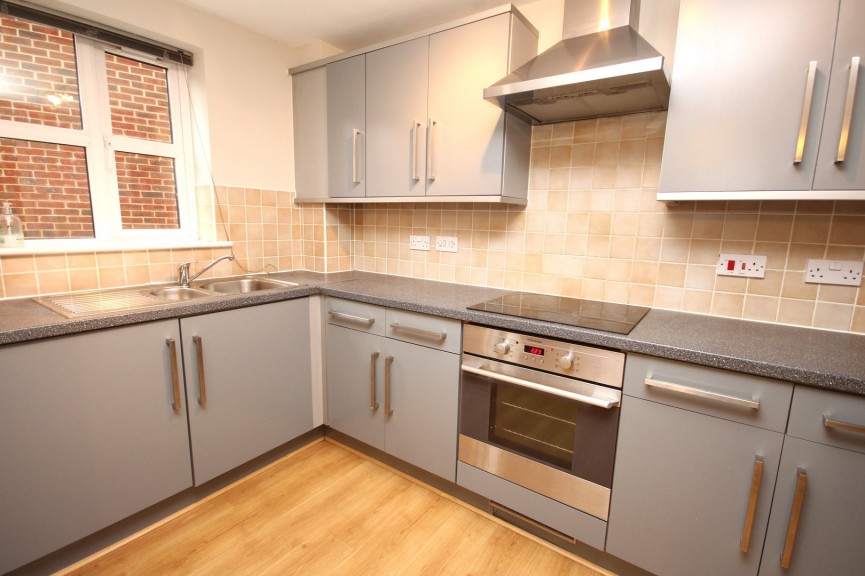 2 bedroom Flat for Letting Birds Hill, Letchworth Garden City, Hertfordshire