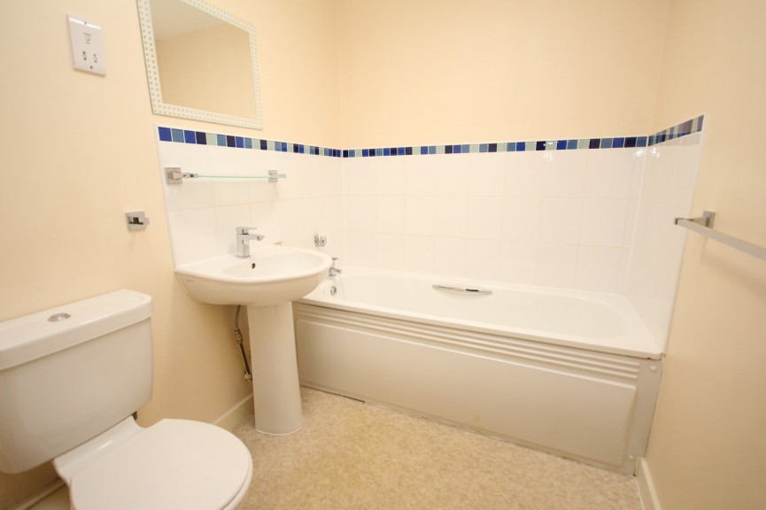 2 bedroom Flat for Letting Birds Hill, Letchworth Garden City, Hertfordshire