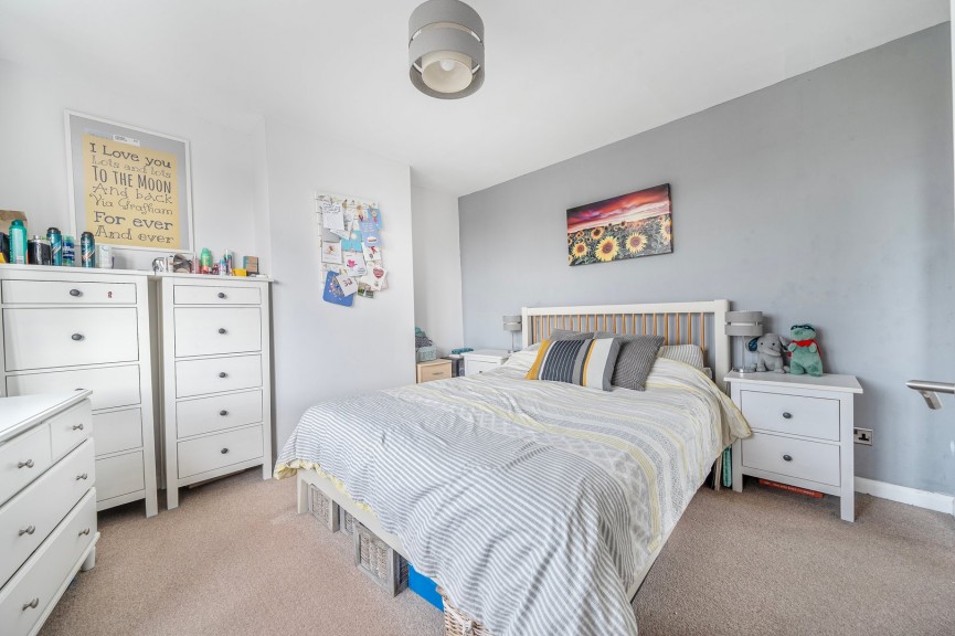 3 bedroom House for Sale Station Road, Flitwick, Bedfordshire