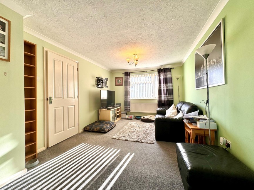 3 bedroom House for Sale Ullswater Close, Biggleswade, Bedfordshire