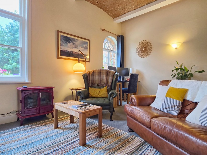 2 bedroom Flat for Sale Ampthill, Bedfordshire