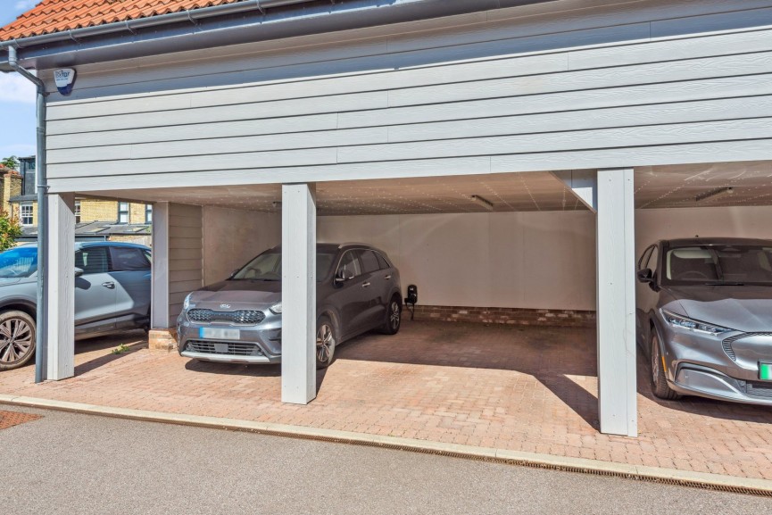 3 bedroom House for Sale Bearton Road, Hitchin, Hertfordshire