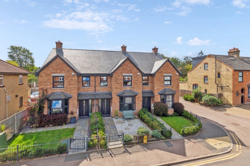3 bedroom House for Sale Bearton Road, Hitchin, Hertfordshire