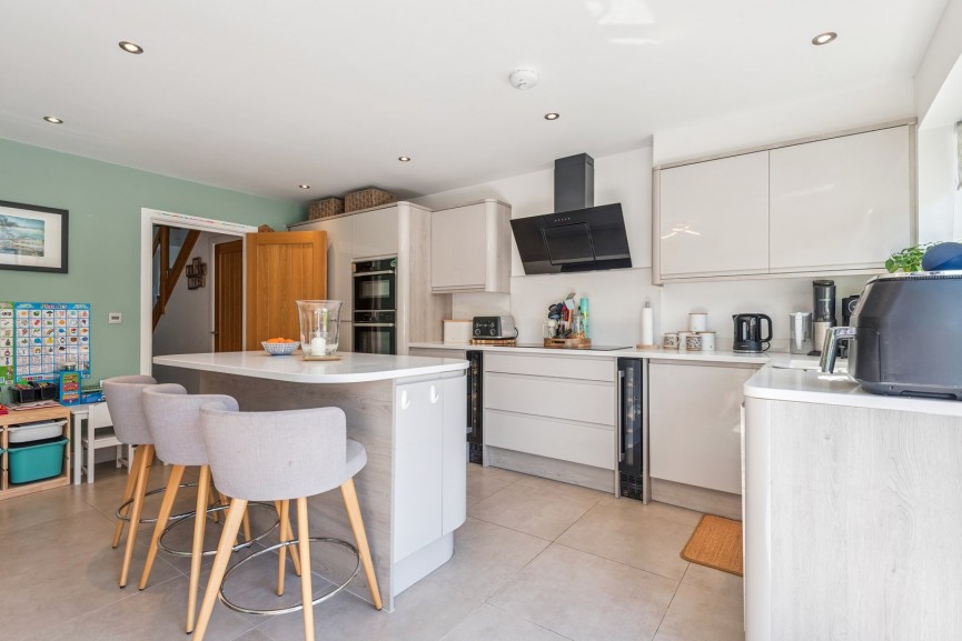 3 bedroom House for Sale Bearton Road, Hitchin, Hertfordshire