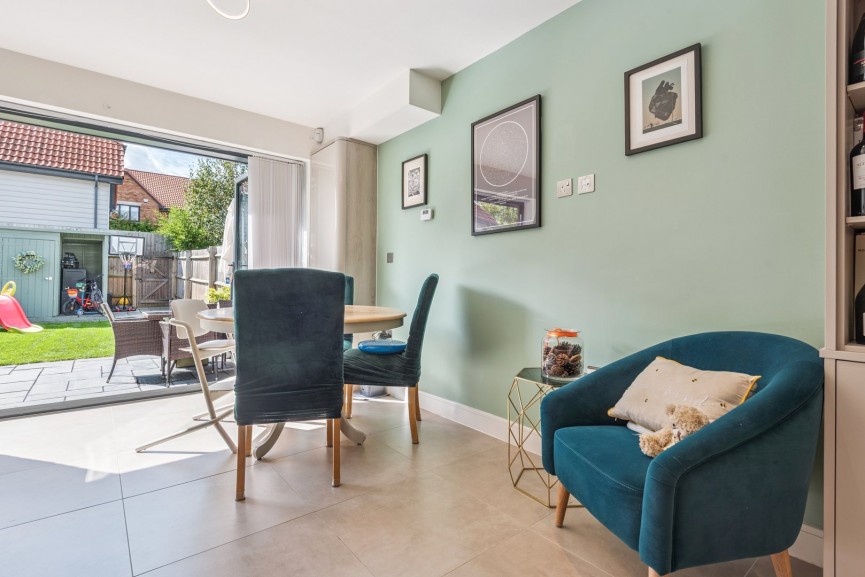 3 bedroom House for Sale Bearton Road, Hitchin, Hertfordshire