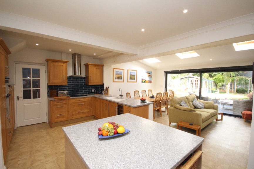 3 bedroom House for Sale Howard Drive, Letchworth Garden City, Hertfordshire