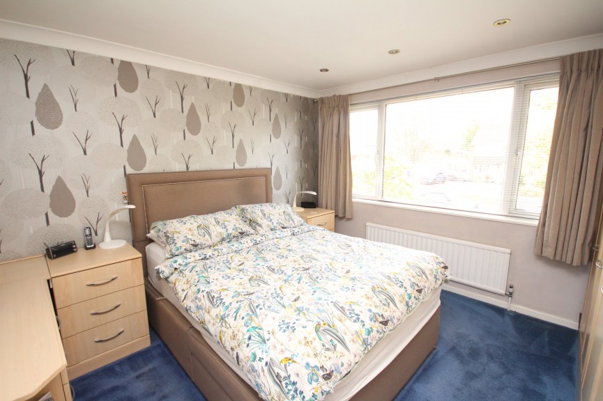3 bedroom House for Sale Howard Drive, Letchworth Garden City, Hertfordshire