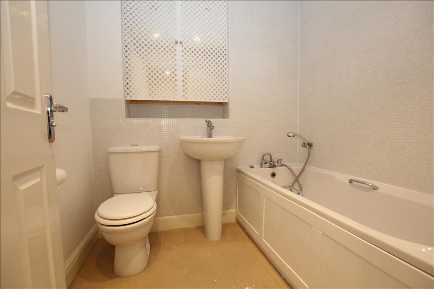 3 bedroom House for Letting Ivel Bury, Biggleswade, Bedfordshire