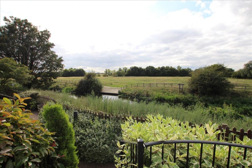 3 bedroom House for Letting Ivel Bury, Biggleswade, Bedfordshire