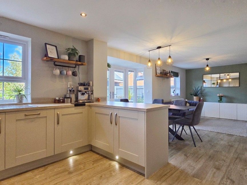 5 bedroom House for Sale Marston Moretaine, Bedfordshire
