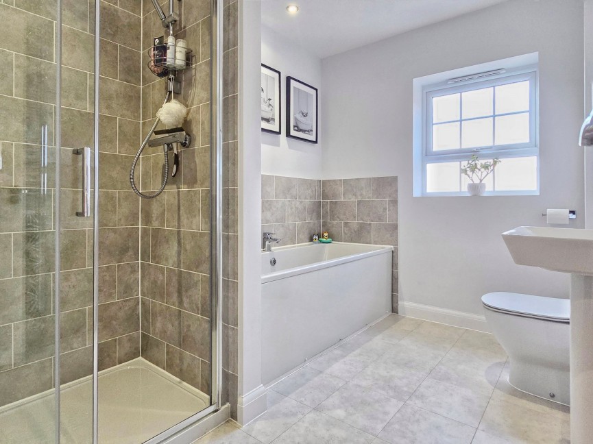 5 bedroom House for Sale Marston Moretaine, Bedfordshire