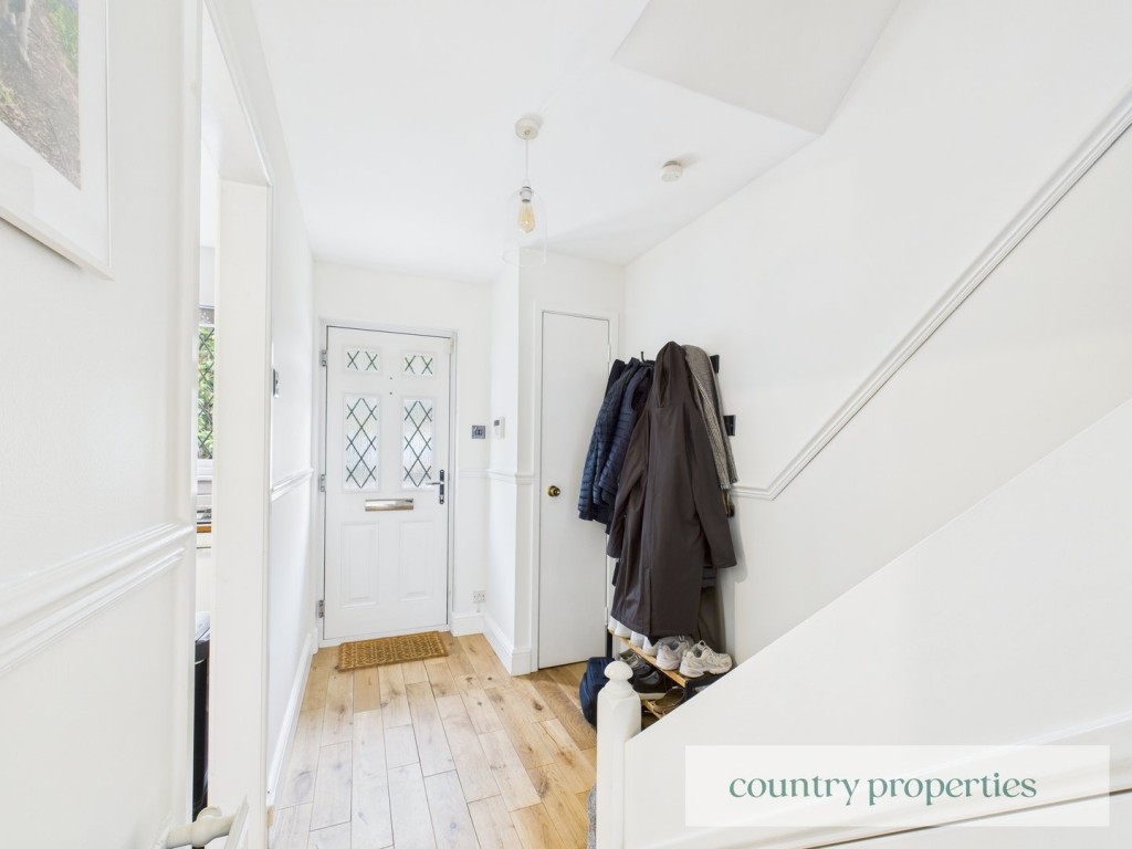 Yew Grove, Welwyn Garden City, Hertfordshire