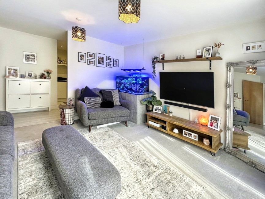 2 bedroom Flat for Sale Keen Avenue, Buntingford, Hertfordshire