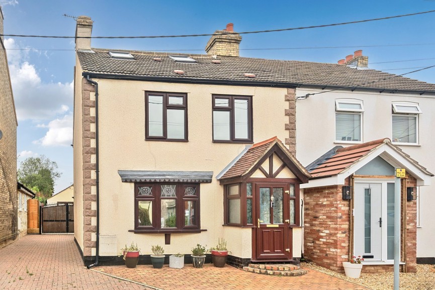 4 bedroom House for Sale The Thinnings, Flitwick, Bedfordshire