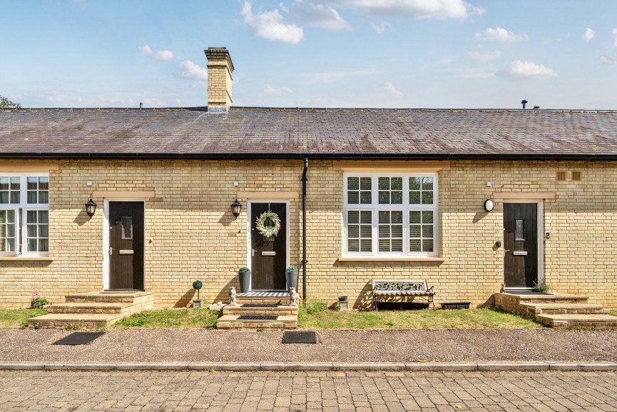 2 bedroom House for Sale Fairfield, Hitchin, Bedfordshire