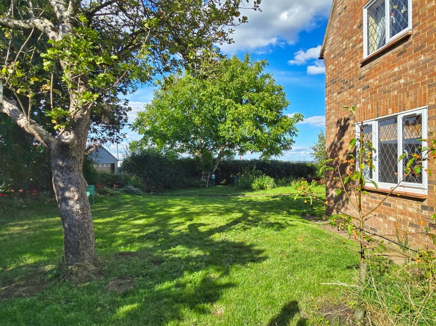 3 bedroom House for Sale Millbrook, Bedfordshire