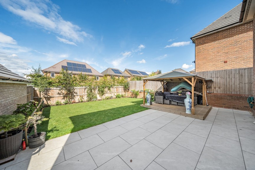 4 bedroom House for Sale Odell Way, Shefford, Bedfordshire