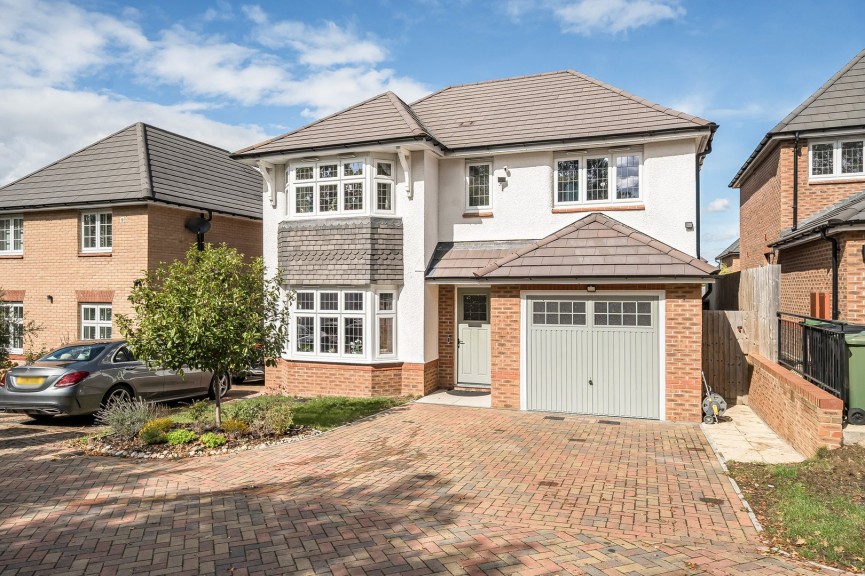 4 bedroom House for Sale Odell Way, Shefford, Bedfordshire