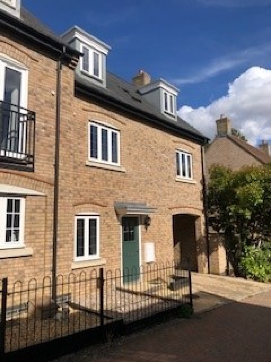 4 bedroom House for Letting Fairfield Park, Hitchin, Bedfordshire