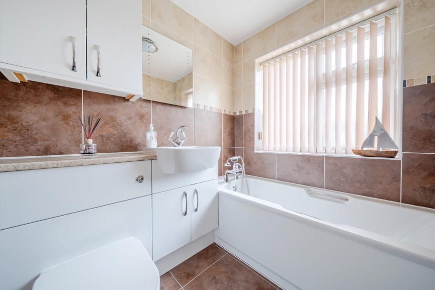 5 bedroom House for Sale Sanderson Road, Westoning, Bedfordshire