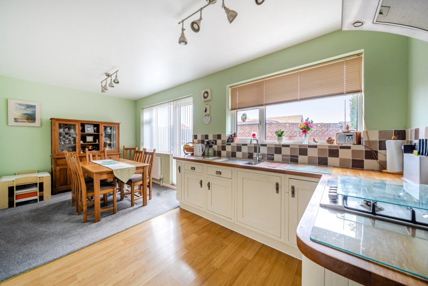 5 bedroom House for Sale Sanderson Road, Westoning, Bedfordshire