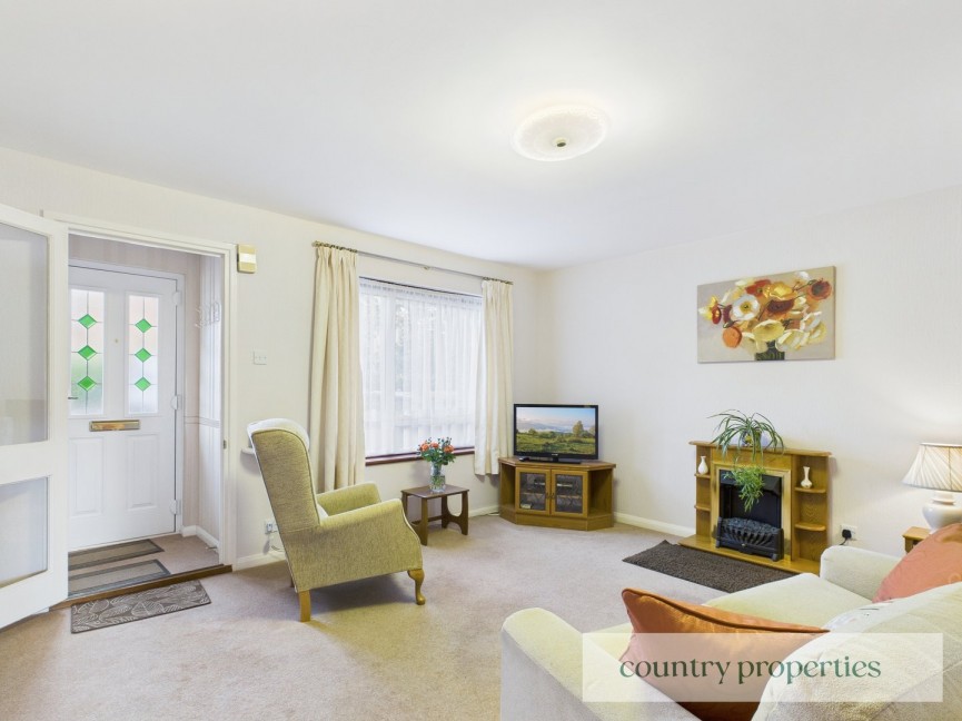 3 bedroom House for Sale Poppyfields, Welwyn Garden City, Hertfordshire