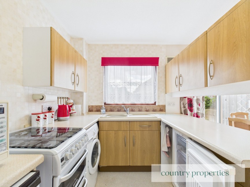 3 bedroom House for Sale Poppyfields, Welwyn Garden City, Hertfordshire