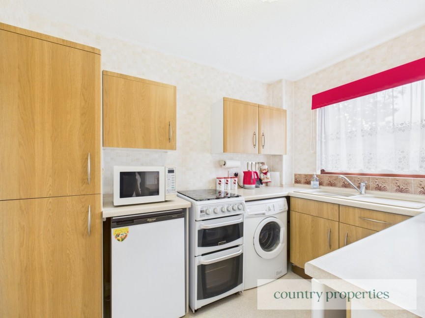 3 bedroom House for Sale Poppyfields, Welwyn Garden City, Hertfordshire