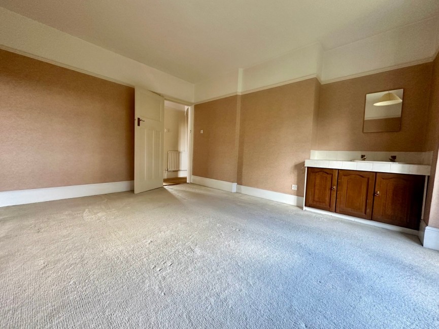 4 bedroom House for Sale London Road, Biggleswade, Bedfordshire