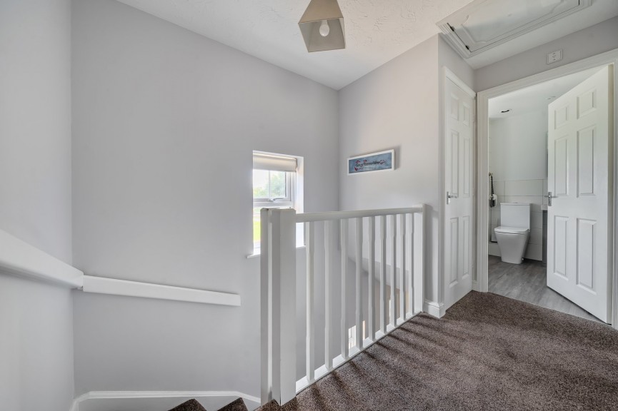3 bedroom House for Sale Kingfisher Road, Shefford, Bedfordshire