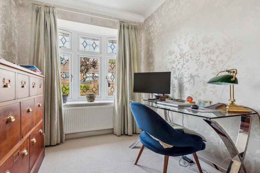 4 bedroom House for Sale Uplands Avenue, Hitchin, Hertfordshire
