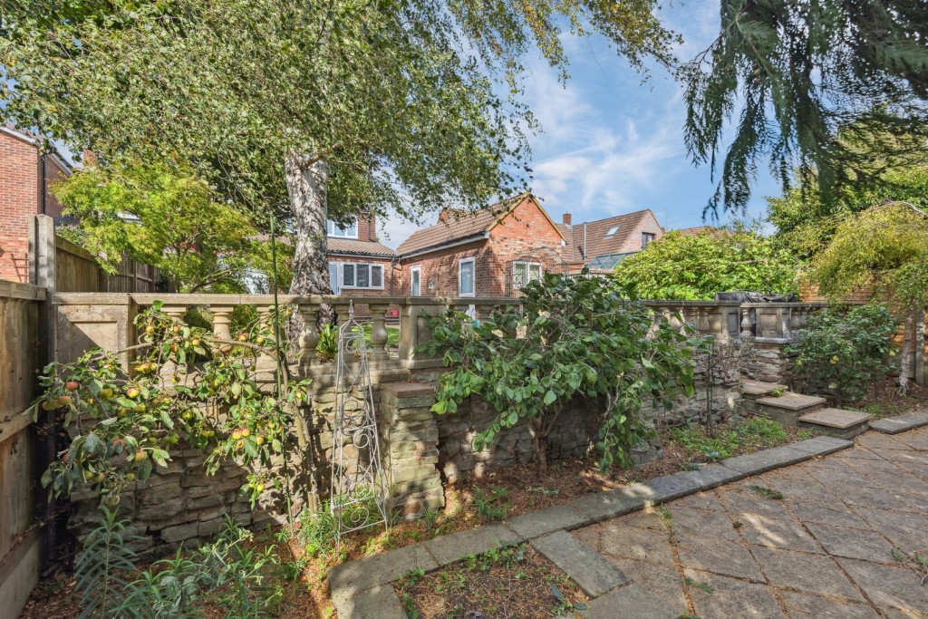 Uplands Avenue, Hitchin, Hertfordshire