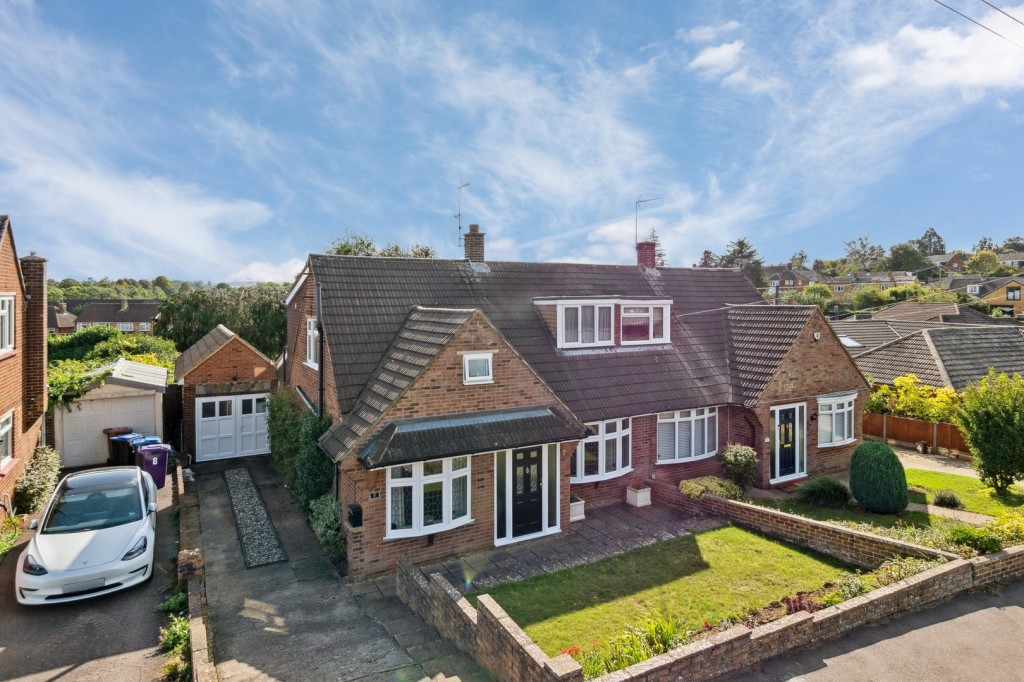 Uplands Avenue, Hitchin, Hertfordshire