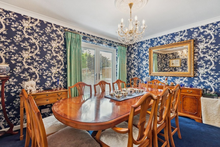 4 bedroom House for Sale Uplands Avenue, Hitchin, Hertfordshire