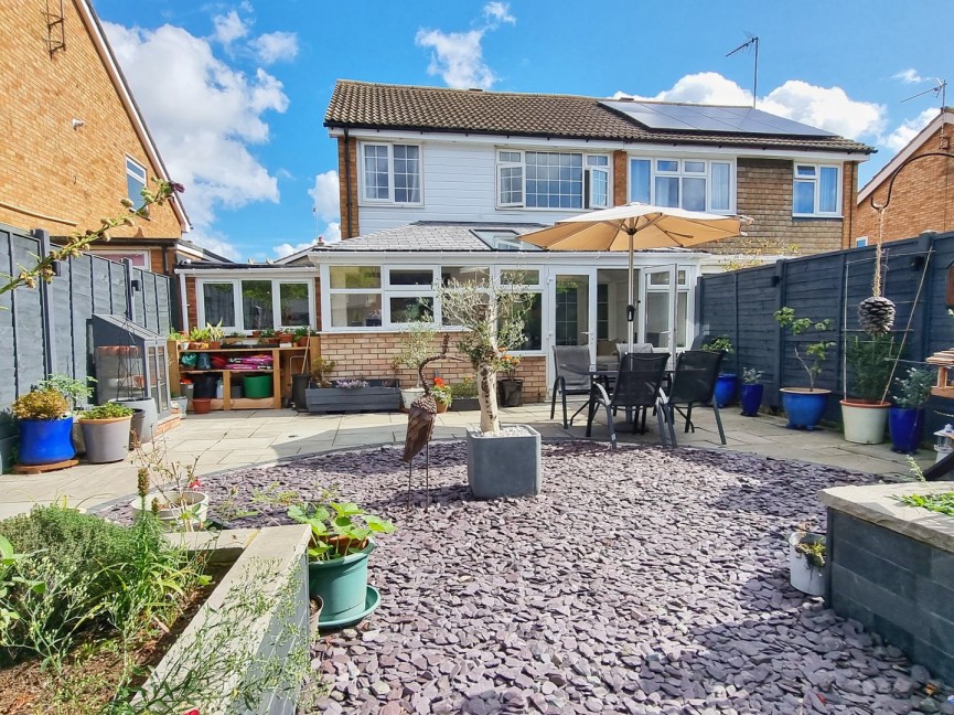 3 bedroom House for Sale Clophill, Bedfordshire