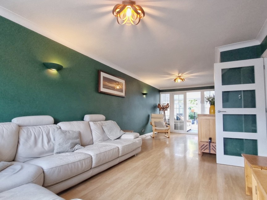 3 bedroom House for Sale Clophill, Bedfordshire