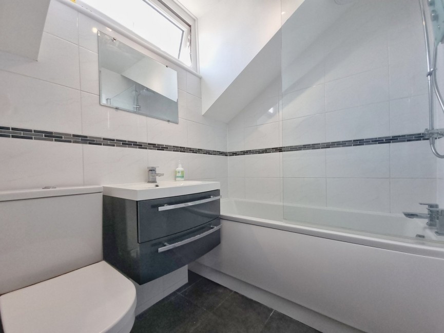 3 bedroom House for Sale Clophill, Bedfordshire