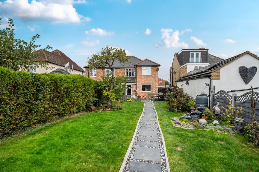 3 bedroom House for Sale High Street, Arlesey, Bedfordshire