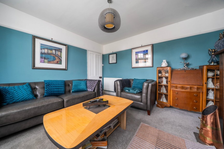 3 bedroom House for Sale High Street, Arlesey, Bedfordshire