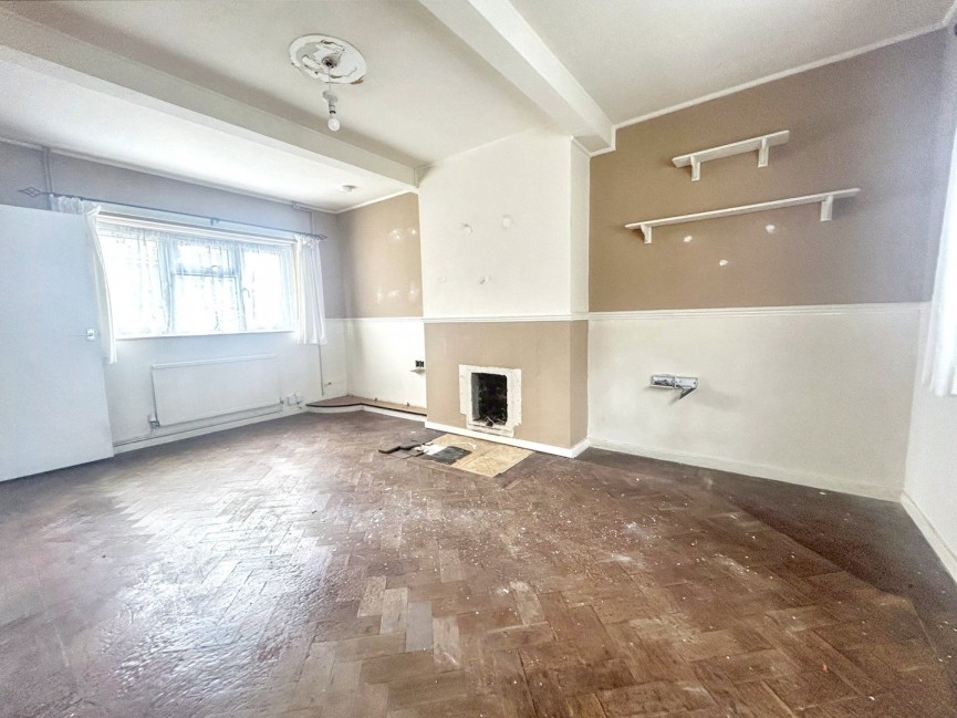 3 bedroom House for Sale Orchard Way, Royston, Hertfordshire