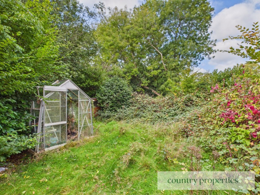 3 bedroom House for Sale Beehive Lane, Welwyn Garden City, Hertfordshire
