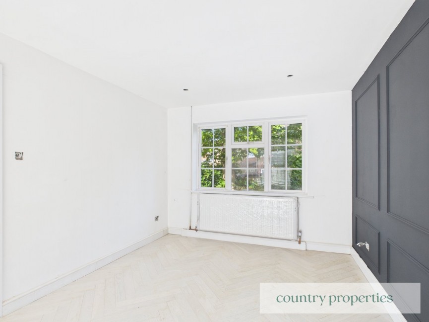 3 bedroom House for Sale Beehive Lane, Welwyn Garden City, Hertfordshire